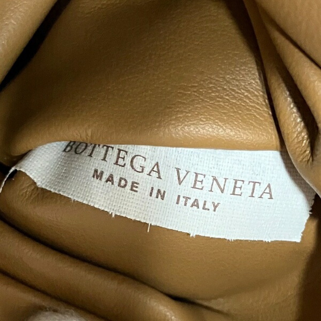 BOTTEGA VENETA(ボッテガヴェネタ)のボッテガ・ヴェネタ ツイスト 607964 キャメル バッグ ハンドバッグ クラッチバッグ レディース 送料無料 【中古】【あす楽】 レディースのバッグ(クラッチバッグ)の商品写真