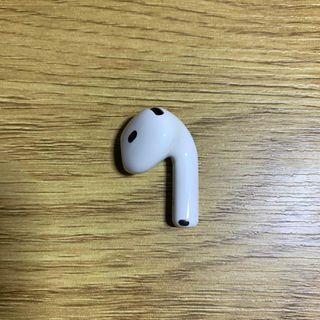 Apple AirPods 第4世代　3050 3053 右側　右　右耳