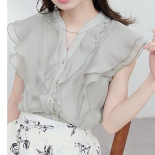 ナチュラルクチュール(natural couture)のnatural couture ラッフルフリルキーネックブラウス (シャツ/ブラウス(半袖/袖なし))