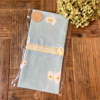 ハンドメイド　ハンカチにもなるサニタリーケース　hanahaneライトブルー