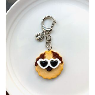 【サングラスワンコ】フェイクスイーツ　キーホルダー　犬(キーホルダー/ストラップ)