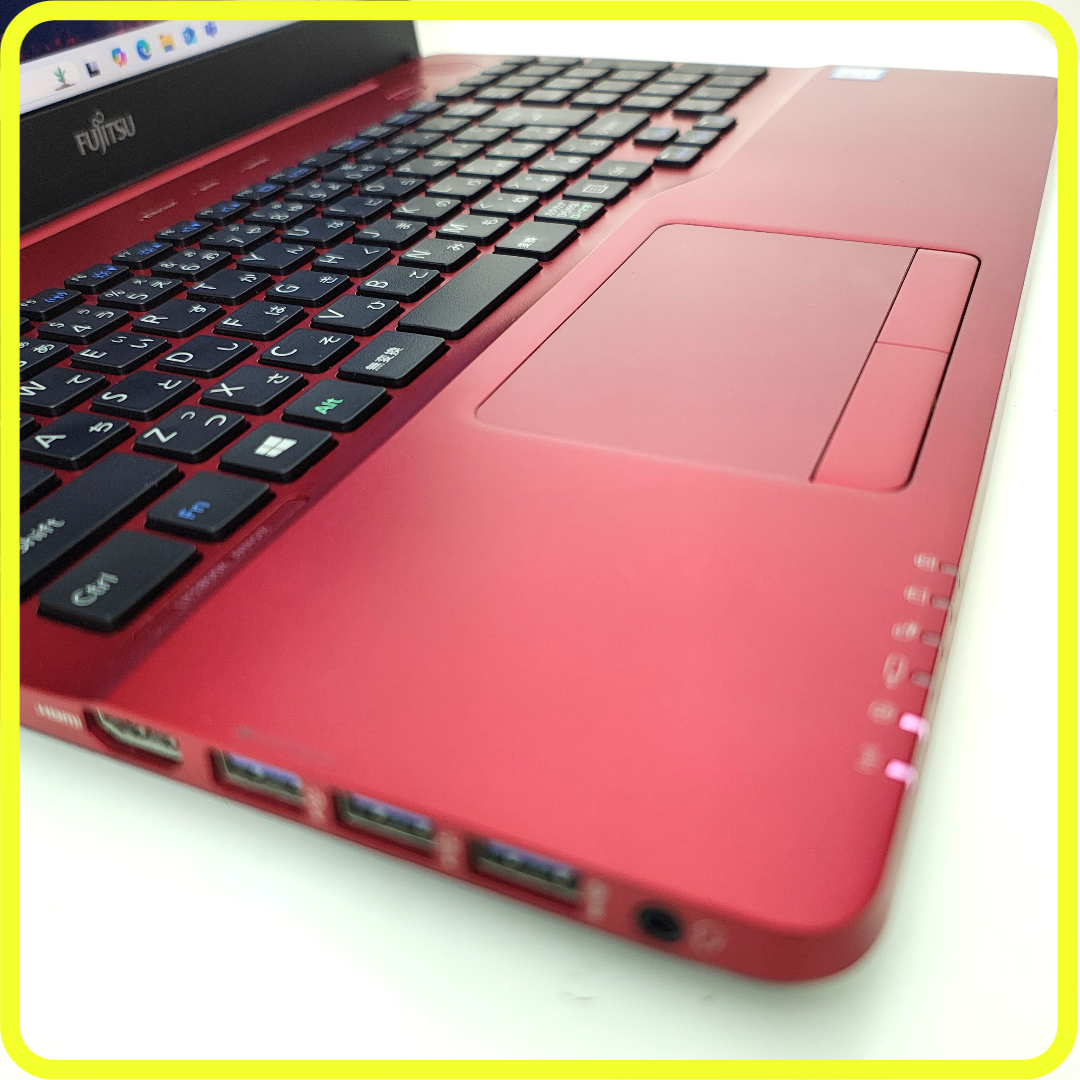 赤 新品SSD256GB⭐️windows11ノートパソコン カメラ 566