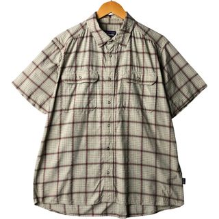 パタゴニア(patagonia)の古着 パタゴニア Patagonia 53190SP16 チェック柄 半袖 ナイロンシャツ メンズL相当 /eaa568157(シャツ)