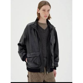 オーラリー(AURALEE)のauralee LAMB LEATHER ZIP BLOUSON(レザージャケット)