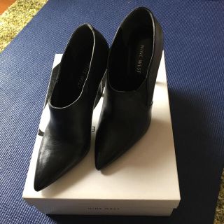 ナインウエスト(NINE WEST)のNINE WEST  ナインウエスト ブーティ ブラック サイズ6  23cm(ブーティ)