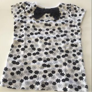 ベベ(BeBe)のべべBeBe 子供半袖シャツ ブラックグレーホワイト 花柄Tシャツリボン 110(Tシャツ/カットソー)