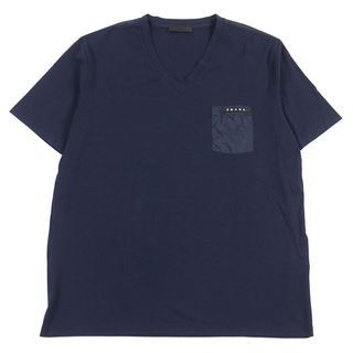 プラダ(PRADA)の美品○PRADA プラダ 2021年製 SJN251 コットン ロゴパッチ付き ナイロン切替 Vネック 半袖Ｔシャツ ネイビー XXL 正規品 メンズおすすめ(Tシャツ/カットソー(半袖/袖なし))