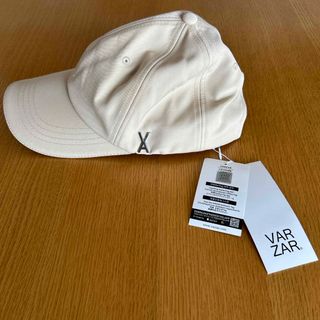トゥワイス(TWICE)のVARZAR キャップ(キャップ)
