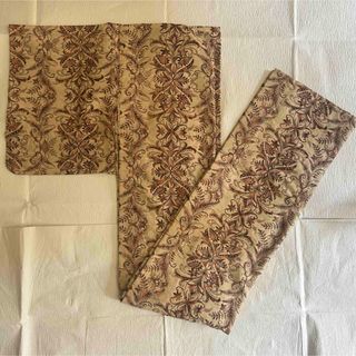リサイクル着物　ウール着物　単衣　オリエンタル柄(着物)