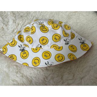スヌーピー(SNOOPY)の【ほぼ未使用美品】ユニバ　スヌーピー　リバーシブルバケットハット(カチューシャ)