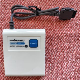 docomo FOMA 補助充電アダプタ 03