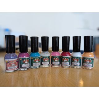 【値下げ中】胡粉ネイル 8色セット(マニキュア)