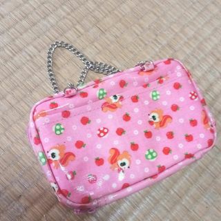 イチゴとリス柄のピンクポーチ(ポーチ)