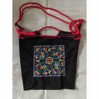 新品未使用　刺繍エコバッグ　ストラップ付き(エコバッグ)