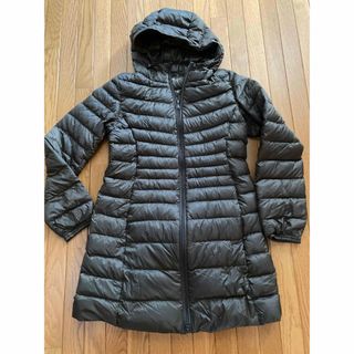 ユニクロ　UNIQLO ウルトラライトダウンフーデッドコート　ダークブラウンM