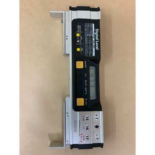 デジタルレベル　傾斜測定器