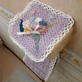 トイレットペーパーカバー　ホルダー　ハンドメイド　ラベンダー　パープル