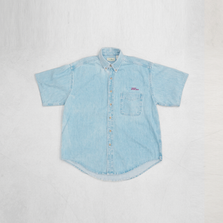 エルエルビーン(L.L.Bean)の【L.L.Bean】エルエルビーン　ワークシャツ　デニムシャツ　企業名刺繍S/S Shirt　Lブルー(シャツ)