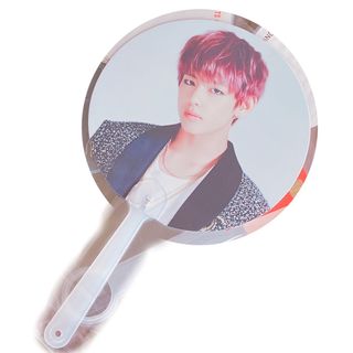 ボウダンショウネンダン(防弾少年団(BTS))のWAKE UP うちわ テテ テヒョン V BTS BT21 tinytan(アイドルグッズ)