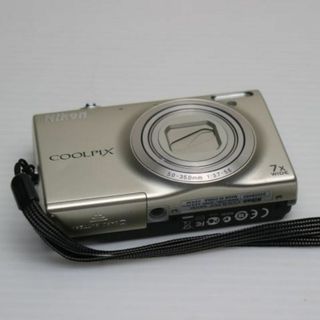 ニコン(Nikon)のCOOLPIX S6100 シャンパンシルバー  M666(コンパクトデジタルカメラ)
