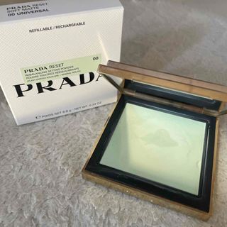 プラダ(PRADA)のプラダ☆限定☆リセット セッティングパウダー(フェイスパウダー)
