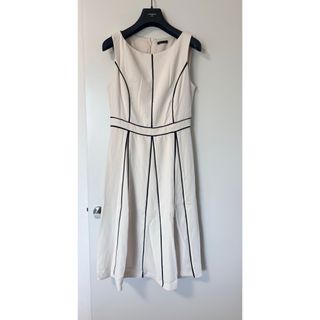 【美品】アイボリー ストライプ ノースリーブ ワンピース(ロングワンピース/マキシワンピース)