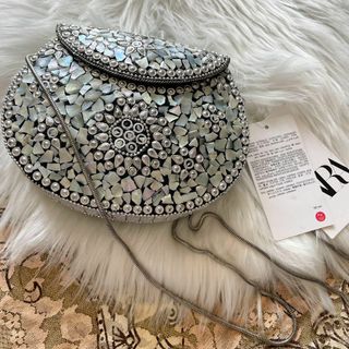 ZARA - 【未使用・タグ付】ZARA/ザラ　シェルタイル メタルバッグ パーティーバッグ