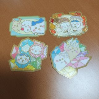【ちいかわ　キラキラダイカットステッカー付きグミセット】