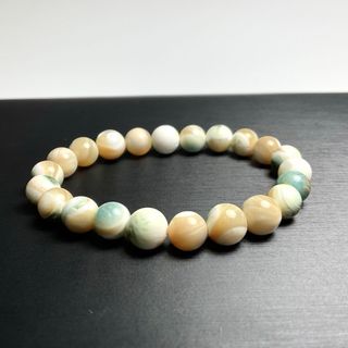 8mm＊夜光貝のブレスレット❣️❣️