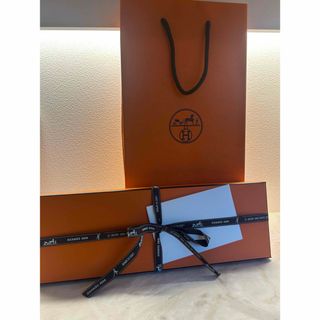 エルメス(HERMES)の新品　ギフト　HERMES 馬蹄柄　ネクタイ　ネイビー　グッドラック　エルメス(ネクタイ)
