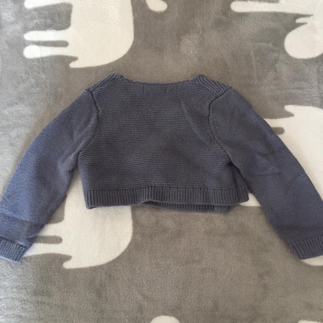 babyGAP(ベビーギャップ)のbabyGAP ブルーグレー カーディガン ボレロ 6-12m  キッズ/ベビー/マタニティのベビー服(~85cm)(カーディガン/ボレロ)の商品写真