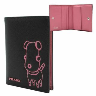 プラダ(PRADA)の【新品】プラダ 1MV204 SAFFIANO C.6X2X / NERO+BEGONIA (ブラック×ベゴニア) 財布 二つ折り財布(小銭入れあり) PRADA サフィアーノ ドッグイラストプリント コンパクトウォレット プラダマリア アウトレット レディース(財布)