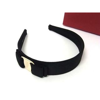 サルヴァトーレフェラガモ(Salvatore Ferragamo)の■新品■未使用■ Salvatore Ferragamo フェラガモ ヴァラリボン キャンバス カチューシャ ヘアアクセサリー ブラック系 FN5038(その他)