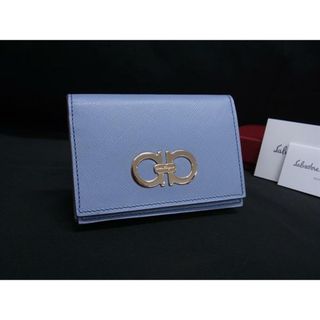 サルヴァトーレフェラガモ(Salvatore Ferragamo)の■美品■ Salvatore Ferragamo フェラガモ GJ-22 A552 ダブルガンチーニ レザー パスケース カードケース ライトブルー系 BK7701(その他)