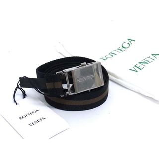 ボッテガヴェネタ(BOTTEGA VENETA)の■新品同様■ BOTTEGA VENETA ボッテガヴェネタ キャンバス シルバー金具 ベルト メンズ ブラック系×ブラウン系 FL7597(その他)