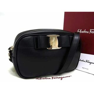 サルヴァトーレフェラガモ(Salvatore Ferragamo)の■極美品■ Salvatore Ferragamo フェラガモ ヴァラリボン レザー ショルダーバッグ 斜め掛け 肩掛け レディース ブラック系 FS2877(ハンドバッグ)