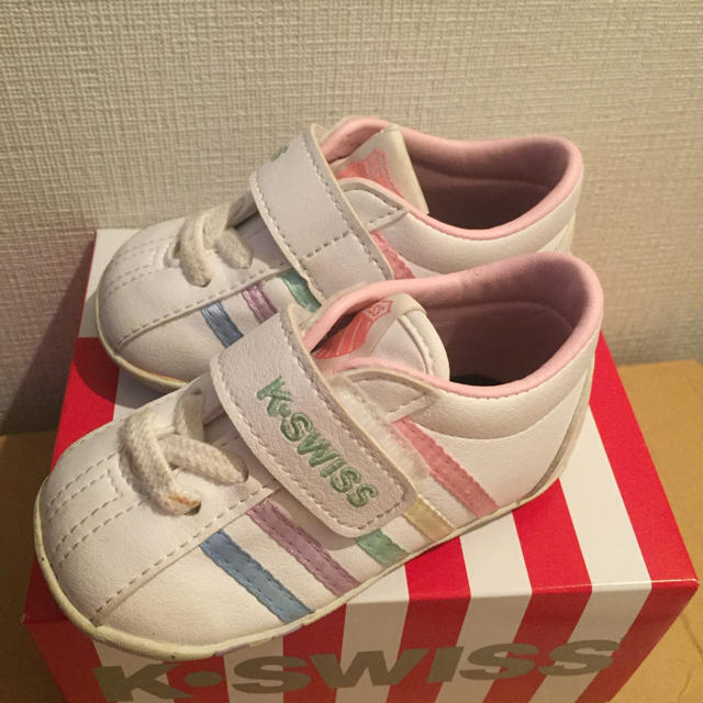 K-SWISS(ケースイス)の美品 K・SWISS ベビーキッズスニーカー パステルライン 12.5cm 本革 キッズ/ベビー/マタニティのベビー靴/シューズ(~14cm)(スニーカー)の商品写真