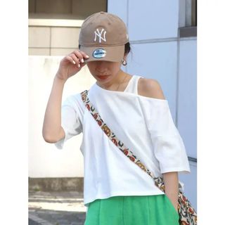 アングリッド(Ungrid)の新品 アングリッド レイヤードT シンゾーン クラネ トゥデイフル ジーナシス(Tシャツ(半袖/袖なし))