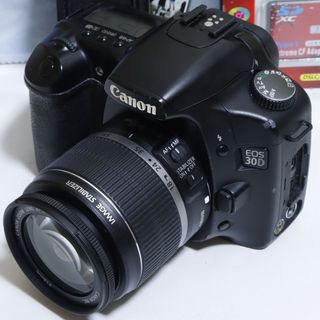 キヤノン(Canon)の☆スマホに送れる一眼レフ☆本格入門機!⭐︎ キャノン EOS 30DISセット♪(デジタル一眼)