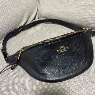 コーチ(COACH)のCOACH ブラック ボディバッグ(ボディバッグ/ウエストポーチ)