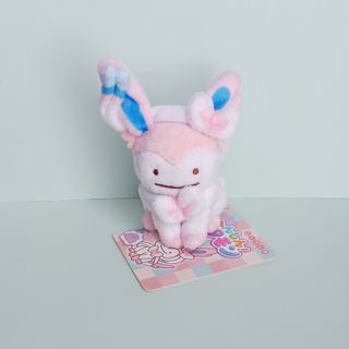 ポケモンセンターオリジナル　へんしん！メタモン　ぬいぐるみマスコット　ニンフィア