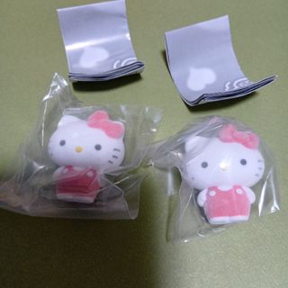 サンリオ(サンリオ)のふわふわフロッキードール 　ハローキティ 2点　サンリオ　ガチャ(キャラクターグッズ)