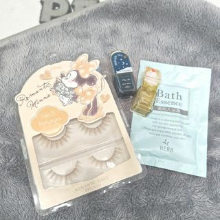 Disney - ミニーのつけまつげとバスエッセンス＆ネイルセット