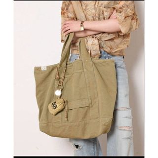 アパルトモンドゥーズィエムクラス(L'Appartement DEUXIEME CLASSE)の新品タグ付APSTUDIO【TRIFFER/トリファー】トートバッグ(トートバッグ)