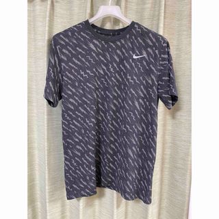 ナイキ(NIKE)のNIKE ナイキ コットン ボルト Tシャツ ブラック　サイズL(Tシャツ/カットソー(半袖/袖なし))