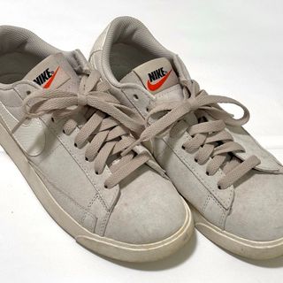 ナイキ(NIKE)のNIKE ナイキ　スニーカー　スエード　スウェード(スニーカー)