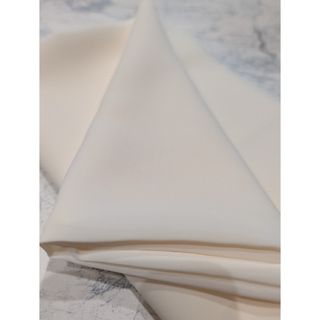 シフォン　オフホワイト　94×114