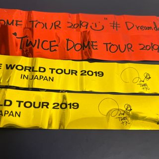 twice 2019 ワールドツアー　銀テープ