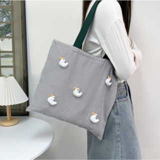 【新品】アヒル トート バッグ A４ 大容量 学生 習い事 鞄 ショルダー 韓国(トートバッグ)