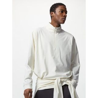 ユニクロ(UNIQLO)の新品　UNIQLO ユニクロ　ドライEXUVカットハーフジップTシャツ(Tシャツ/カットソー(七分/長袖))